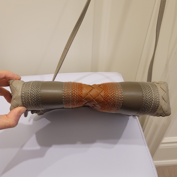 Bottega Veneta crossbody leather bag - Picture 5 of 9